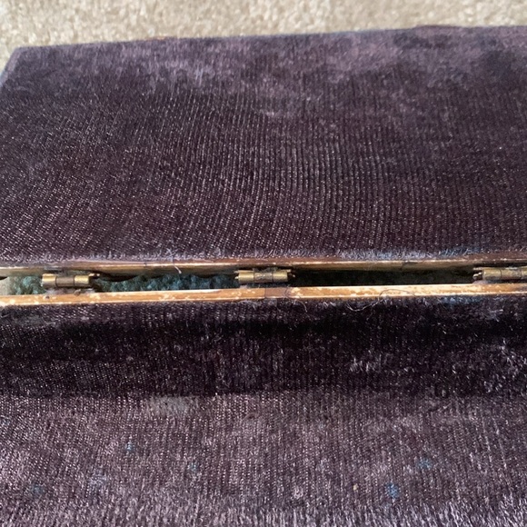 Beautiful Ornate Vintage Box - Picture 9 of 9